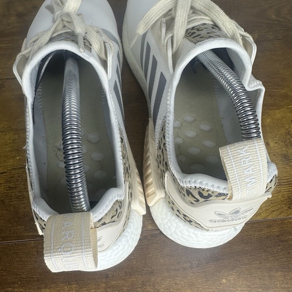 Adidas NMD R1 Cheetah Women's Size 9.5/Mens 8.5 - Picture 5 of 7